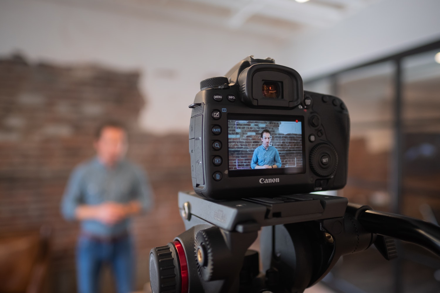Vlogging & Business Which is the Right Video Platform for You